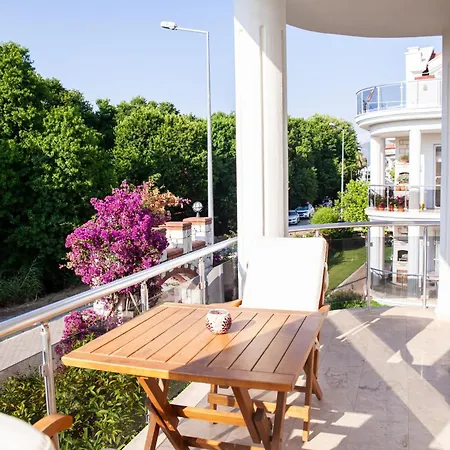 Διαμέρισμα Calis Sunstay *